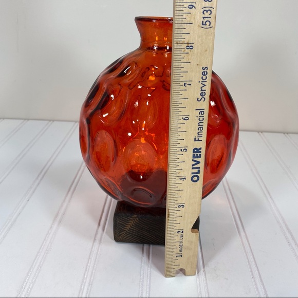 Orange glass dimpled vase - Picture 4 of 6